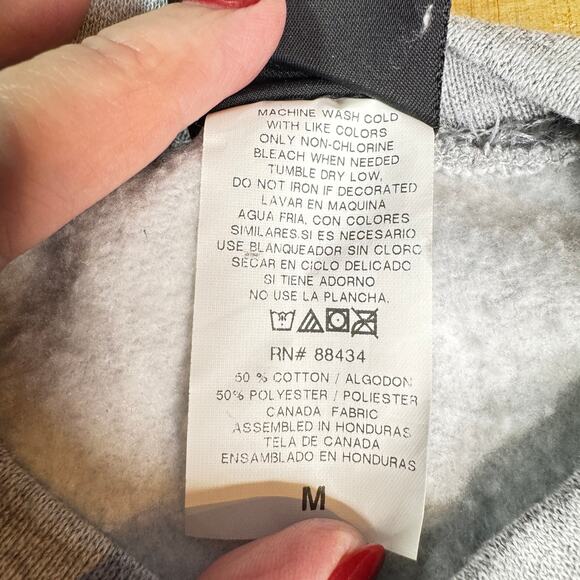 Christmas Sweatshirt Women's Medium Gray Bears Tis The Season Giant Merchandise - Picture 5 of 9